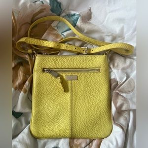 COLE HAAN Village CROSSBODY Ice Lemon yellow Swing pack Sling Shoulder Bag